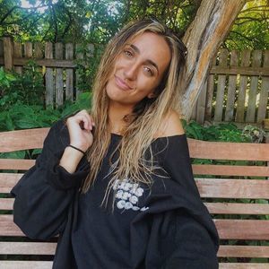 Meet your Posher, Hannah